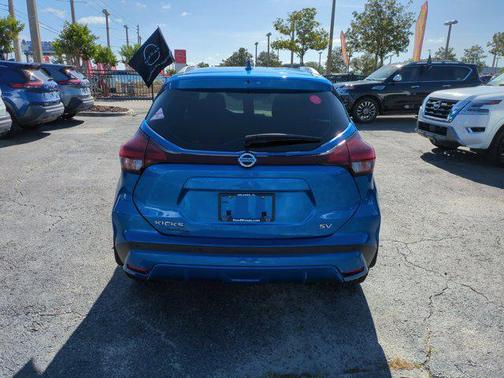 2021 Nissan Kicks SV
