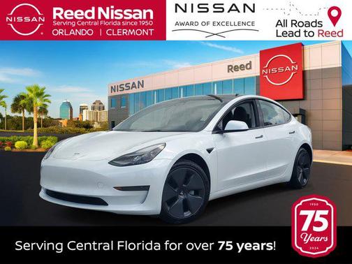Pearl White Multi-Coat 2023 Tesla Model 3 Standard Range