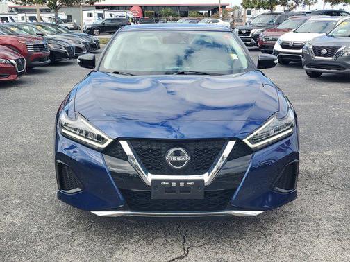 2023 Nissan Maxima SV Xtronic CVT