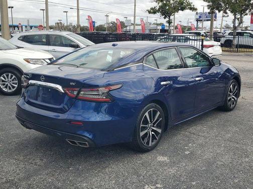 2023 Nissan Maxima SV Xtronic CVT