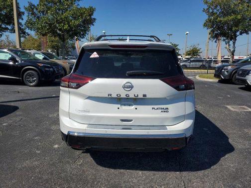 2025 Nissan Rogue Platinum