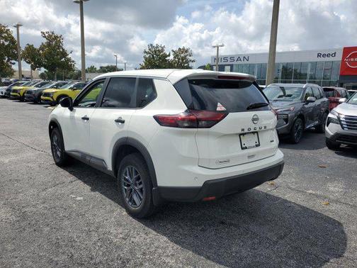 2025 Nissan Rogue S
