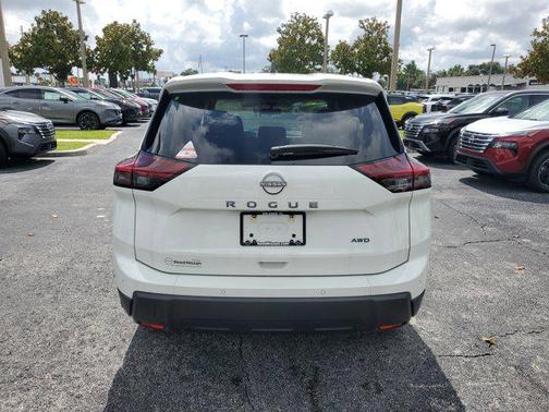 2025 Nissan Rogue S