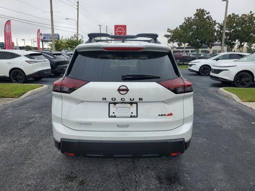 2026 Nissan Rogue Rock Creek