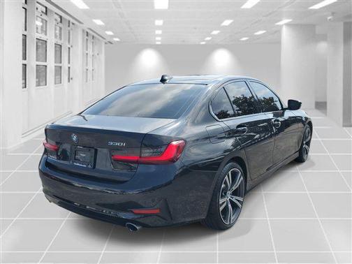 2022 BMW 330 330i