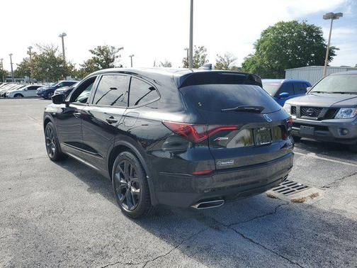 2022 Acura MDX A-Spec Package