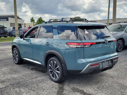 Baltic Teal 2026 Nissan Pathfinder Platinum