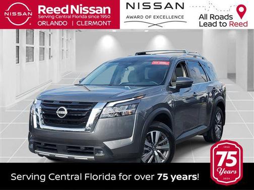2022 Nissan Pathfinder SL 2WD