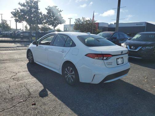 2022 Toyota Corolla Hybrid SE