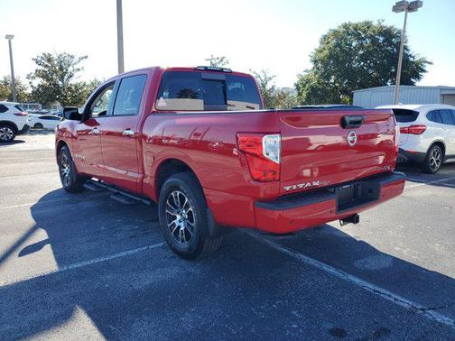 2021 Nissan Titan SV