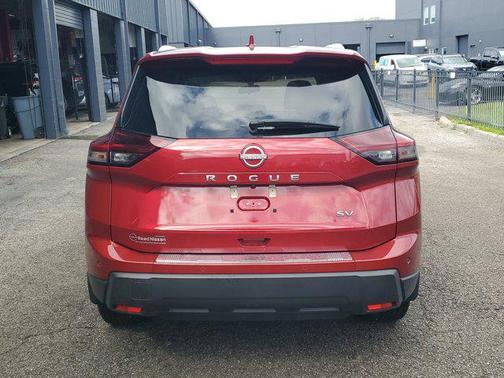 2024 Nissan Rogue SV