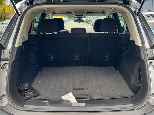 Gun Metallic 2023 Nissan Rogue S