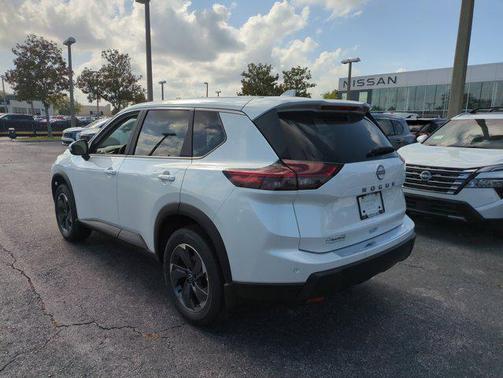 2025 Nissan Rogue SV