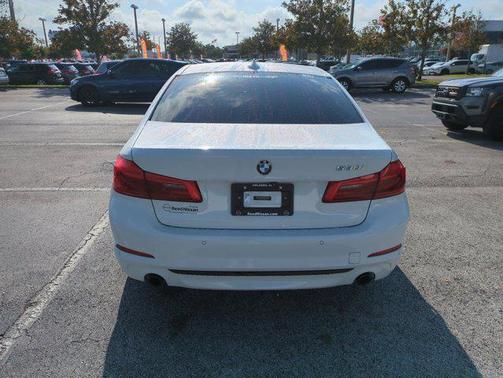 2019 BMW 530 530i