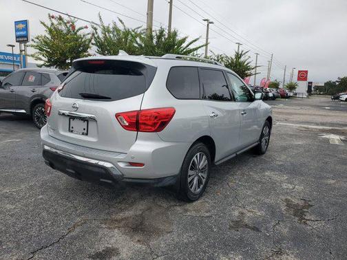2020 Nissan Pathfinder S 2WD