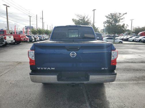 2019 Nissan Titan SV
