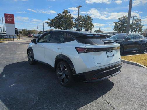 2025 Nissan ARIYA PLATINUM+