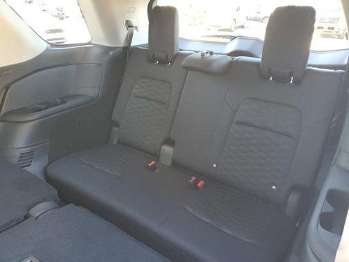 2025 Nissan Pathfinder SV FWD