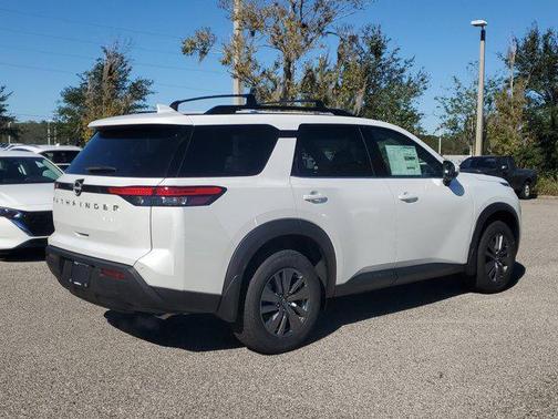 2025 Nissan Pathfinder SV FWD