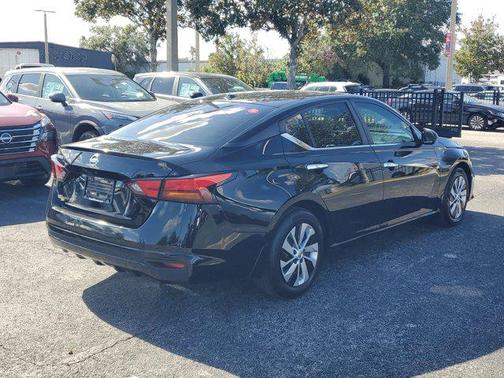 2020 Nissan Altima S FWD