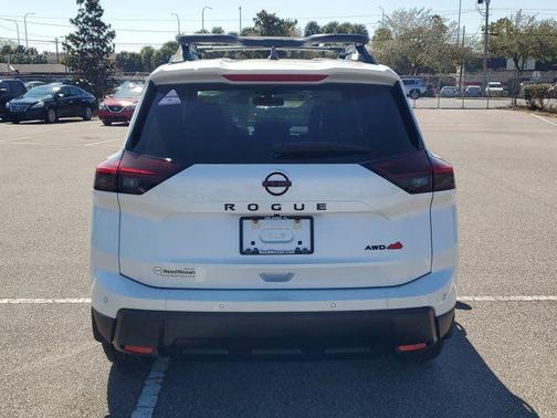 Everest White Pearl Tricoat 2026 Nissan Rogue Rock Creek