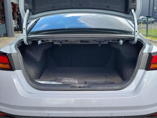 Gray Sky Pearl 2025 Nissan Altima SR FWD