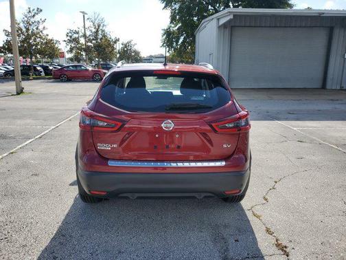 2022 Nissan Rogue Sport SV