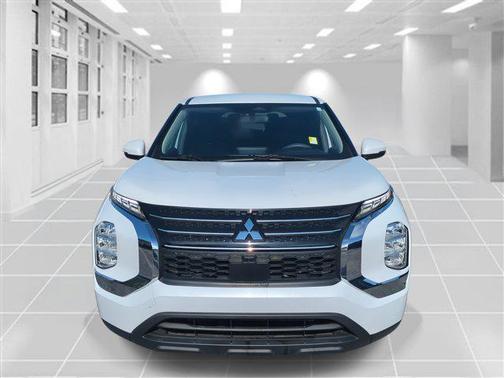 2022 Mitsubishi Outlander ES 2.5 2WD