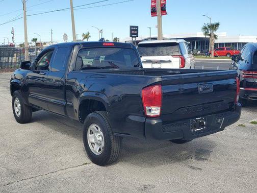 Midnight Black Metallic 2022 Toyota Tacoma SR