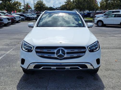 White 2022 Mercedes-Benz GLC 300 Base