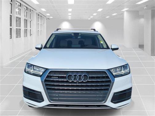 2019 Audi Q7 45 Premium Plus