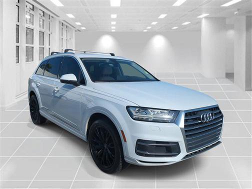 2019 Audi Q7 45 Premium Plus