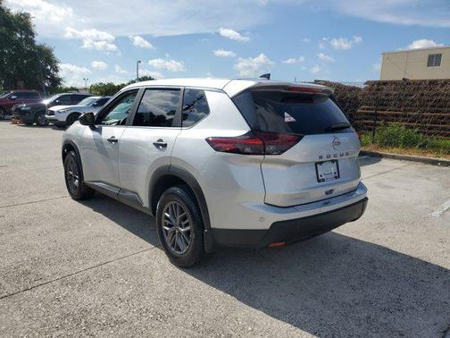 2024 Nissan Rogue S