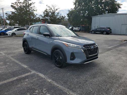 2024 Nissan Kicks SR