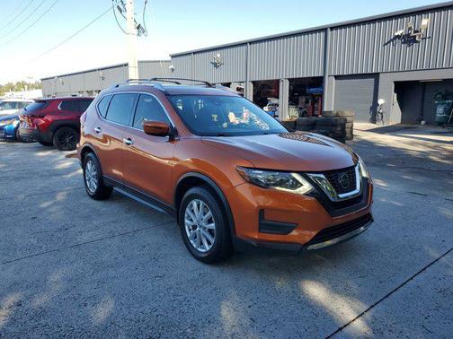 2020 Nissan Rogue SV