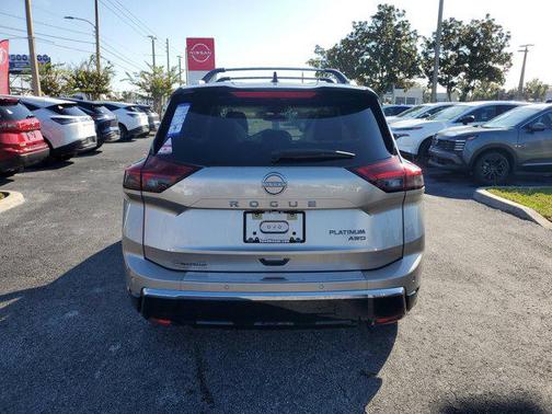 2026 Nissan Rogue Platinum