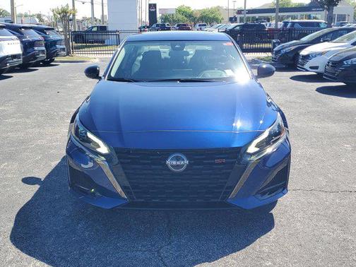 2024 Nissan Altima SR FWD