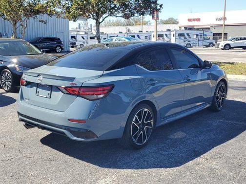 2025 Nissan Sentra SR