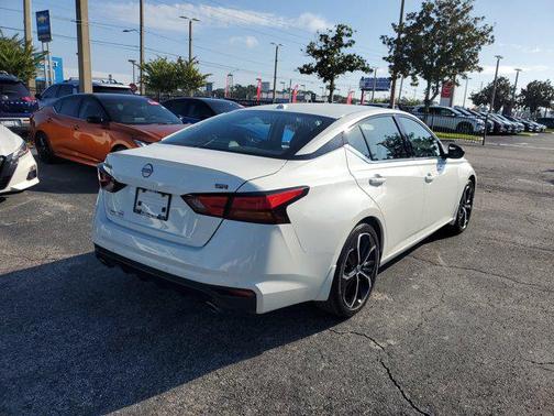 2024 Nissan Altima SR FWD