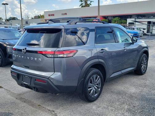 Gun Metallic 2025 Nissan Pathfinder SV FWD