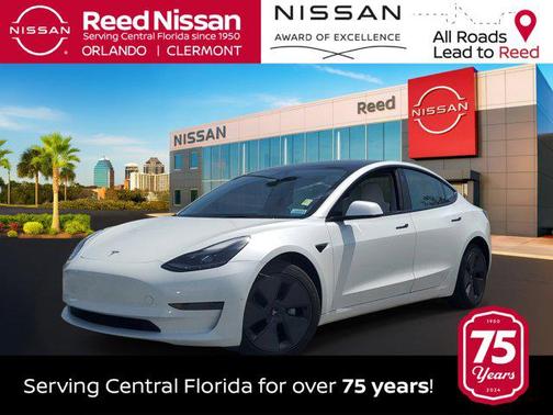 Pearl White Multi-Coat 2023 Tesla Model 3 Standard Range