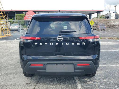 Super Black 2022 Nissan Pathfinder S 2WD