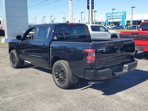 Super Black 2026 Nissan Frontier SV
