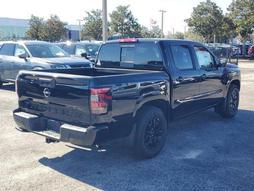Super Black 2026 Nissan Frontier SV