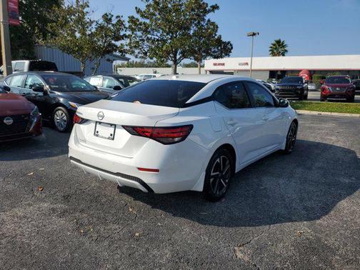 2025 Nissan Sentra SV
