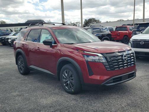 2026 Nissan Pathfinder SV