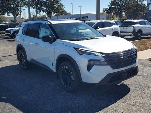 Everest White Pearl Tricoat 2026 Nissan Rogue Dark Armor
