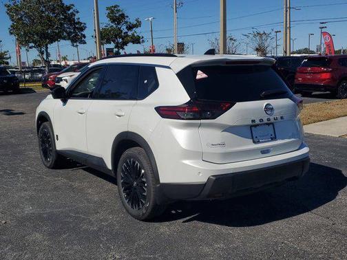 Everest White Pearl Tricoat 2026 Nissan Rogue Dark Armor