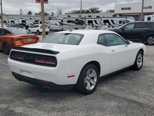 2023 Dodge Challenger SXT
