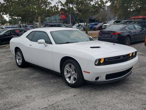 2023 Dodge Challenger SXT